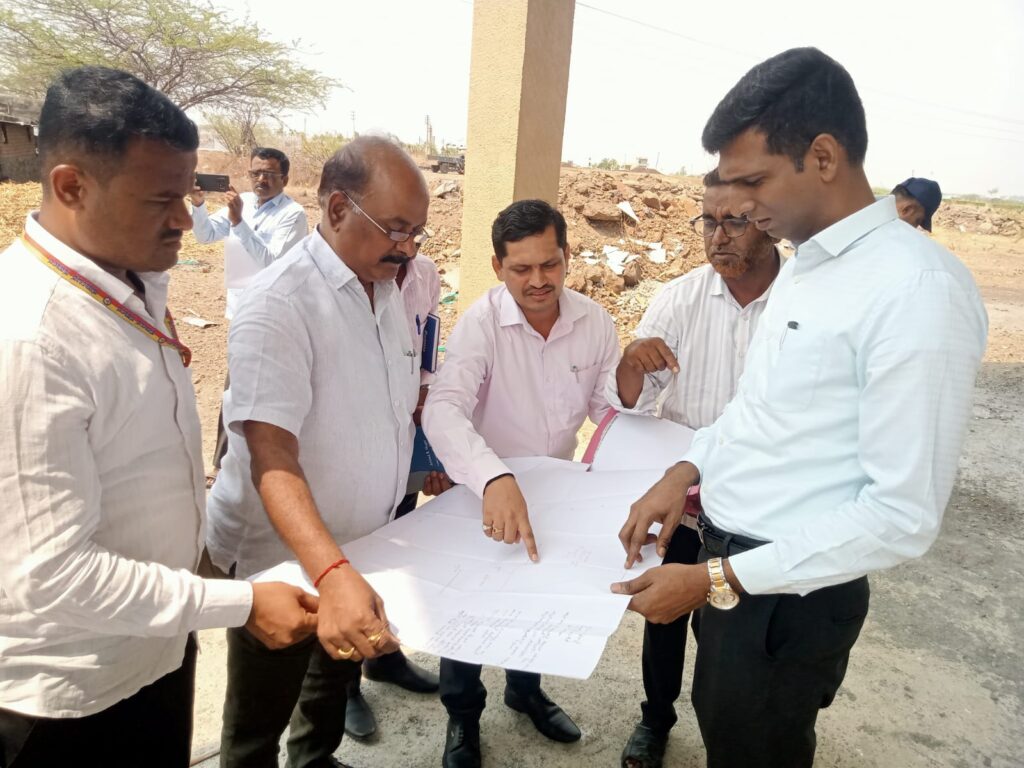 ವಿಜಯಪುರ ತ್ರೀ ಸ್ಟಾರ್ ಹೊಟೇಲ್ ಕಟ್ಟಡ